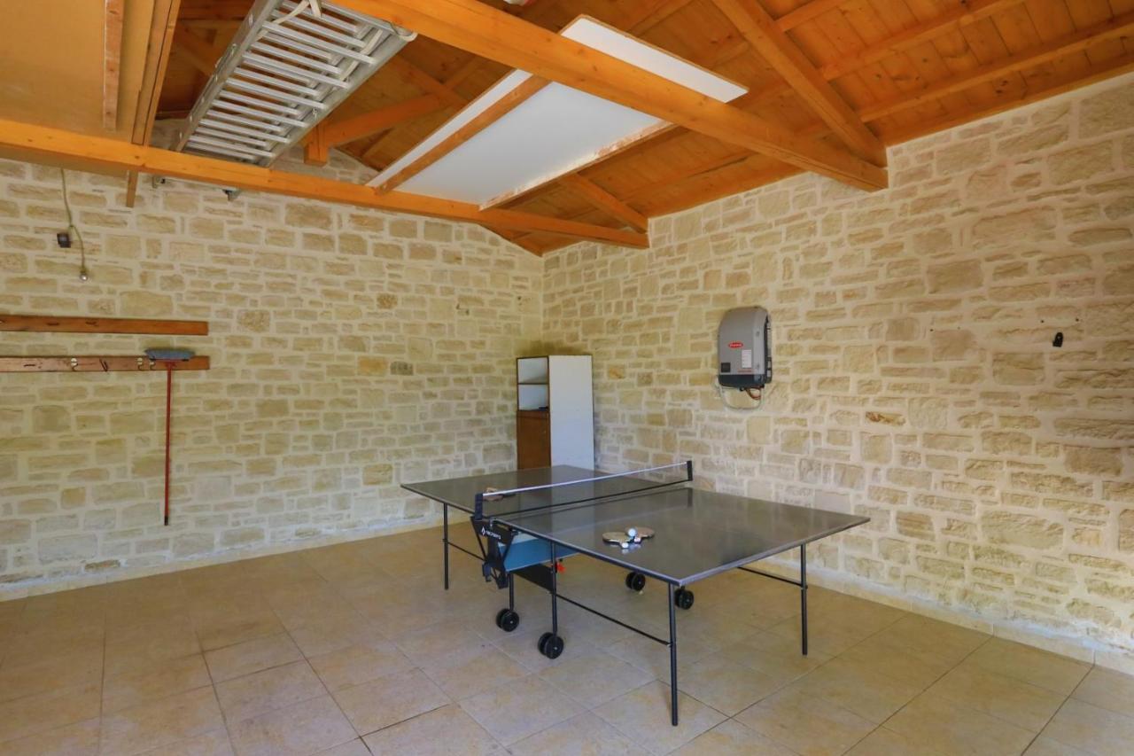 Villa Harmony, Steinvilla Prines  ภายนอก รูปภาพ